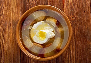 Sopa de ajo