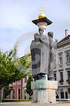 Sopron - Fountain With Statues