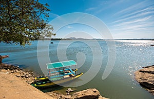 Sorabora Lake , Sri Lanka