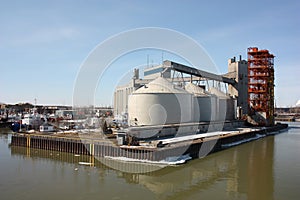 Sorel-Tracy grain silo