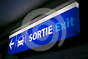 Sortie / Exit sign