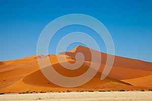 Sossusvlei national parks of namibia between desert and savannah