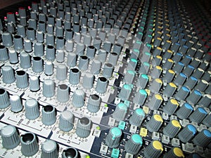 Sound controller table