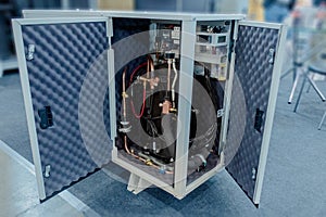 Soundproof cabinet for compressor refrigeration unit