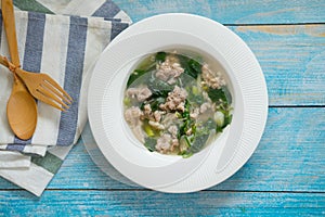 Soup with minced pork mushroom and gourd vegetable