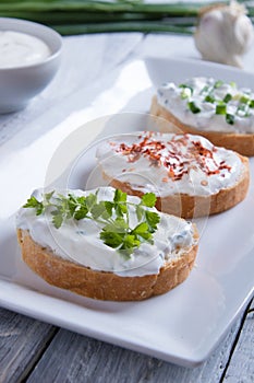 Sour cream spread with home made bread