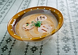 Sour rye soup zur