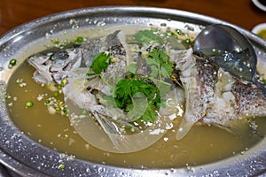 Sour and spicy steamed seafish