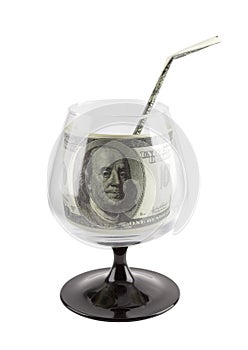 Fuente de. dinero beber en vaso 