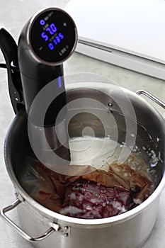 Sous vide cooking image