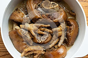 Southeast Asian cuisine braised chicken feet and pork leg