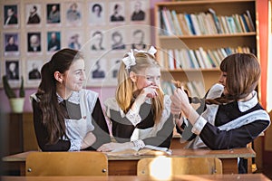 Russian schoolgirls indulge in the lesson