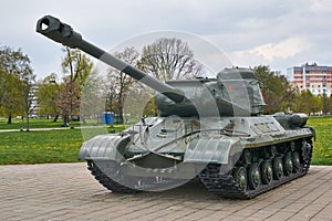 Soviet tank is-2