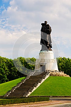Soviet war memorial, berlin