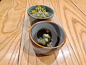 Soy sauce for Japanese food, with Mexican chilies, spicy to accompany dishes such as sushi, chop suey or yakimeshi in Mexico