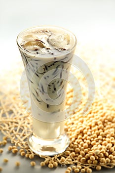 Soya bean plus cincau