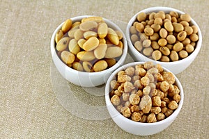 Soya Meat, Soaked and Dried Soybeans