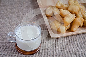 Soybean milk and Patongko with fried bread stick