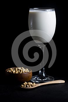 Soybean milk and soybean seed