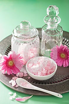 Spa aromatherapy with pink salt gerbera flowers