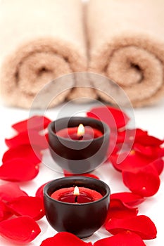 Spa candles with rose petals
