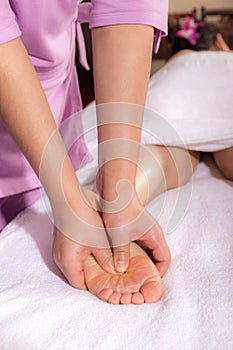 Spa foot by touch