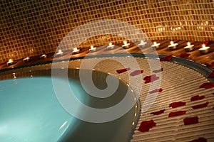 Spa and jacuzzi img