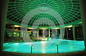 Lázně bazén kupole 
