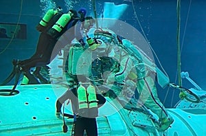 Spacewalk Training in Russian Hydrolab