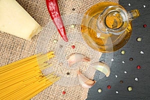 `Spaghetti Aglio e Olio` Ingredients photo