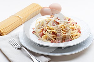 Spaghetti alla carbonara photo