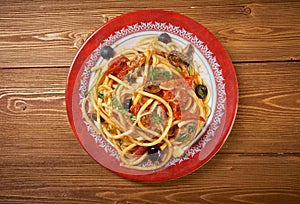 Spaghetti alla puttanesca