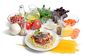 Spaghetti bolognese with cheese