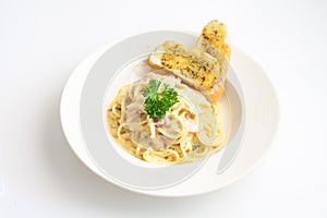 Spaghetti Carbonara with Garlic Bread