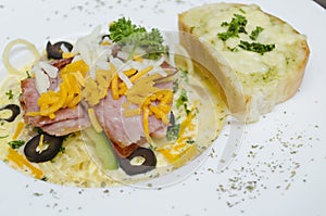 The spaghetti Carbonara ham