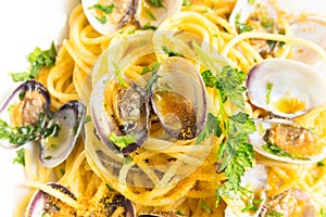 Spaghetti with clams and bottarga