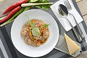 Spaghetti with cream Tom Yam Goong