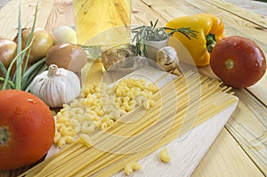 Spaghetti Recipes vegetable ingredient on table