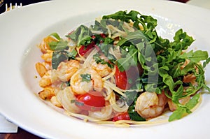 Spaghetti with Shrimps and Tomatoes