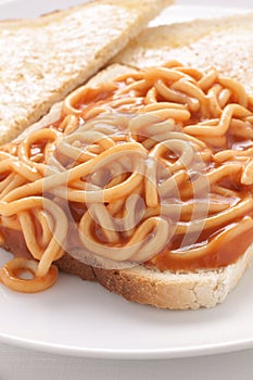 Spaghetti on toast
