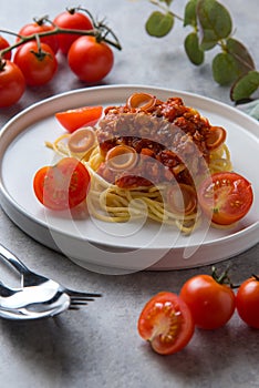 Spaghetti with tomato sauce and sausage