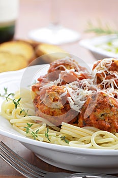 Spaghetti with turkey meatballs