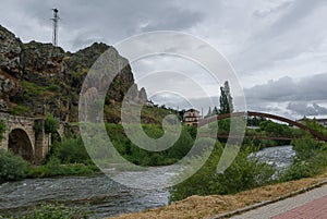 Spain . Iron bridge and stone bridge of Cervera de Pisuerga. Palencia