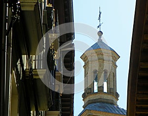 Spain, Pamplona, Calle Jarauta, view of the church of San Saturnino bell tower