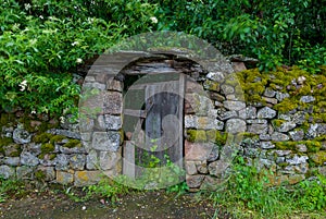 Spain. Payment Management Old doors of Palentina mountain
