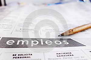 Spanish classified help wanted section