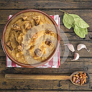 Spanish double-mashed or bobbed potatoes