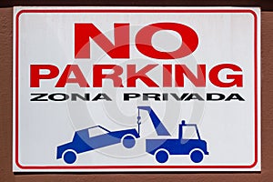 Spanish No Parking Sign