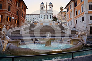 Spanish steps in Rome with founatin