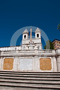 The Spanish Steps, seen from Piazza di Spagna in R